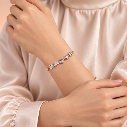 18K Rose Gold Moissanite Lucky Bracelet