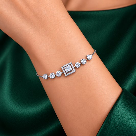 18K Rose Gold Moissanite Lucky Bracelet